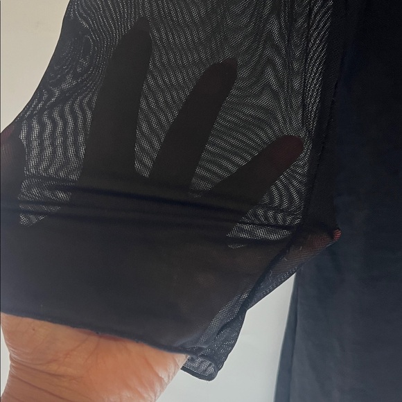 Triumph swim  Elegant Black Long Sleeve Coverup - Picture 4 of 9